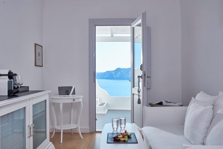 katoikies-santorini(2)
